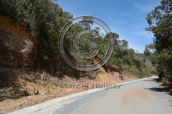 Gravel road near Parque Nacional da Serra da Bocaina, São Paulo, Brazil