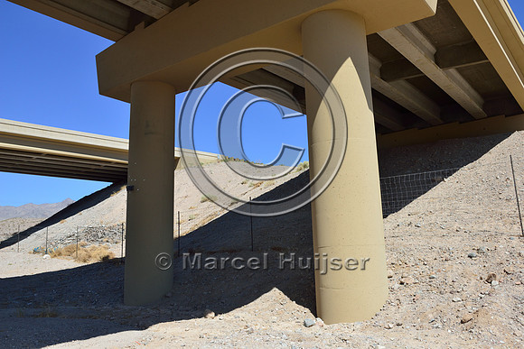 Support columns (better openness for wildlife), White Rock Canyon wildlife underpass for desert bighorn sheep (Ovis canadensis nelsoni), White Rock Canyon bridge, US Hwy 93, Arizona, USA