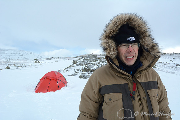 The making of the muskoxen images, Niels Kooijman had a bloody nose several times this trip, perhaps the cold and dry air contributed, Dovrefjell National Park, Norway