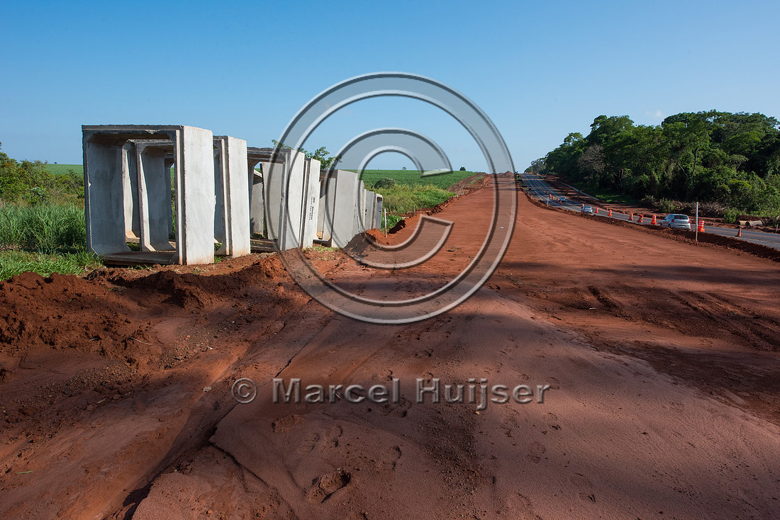 Highway duplication (2 lane to 4 lane) (BR-364, SP-326), near Ja