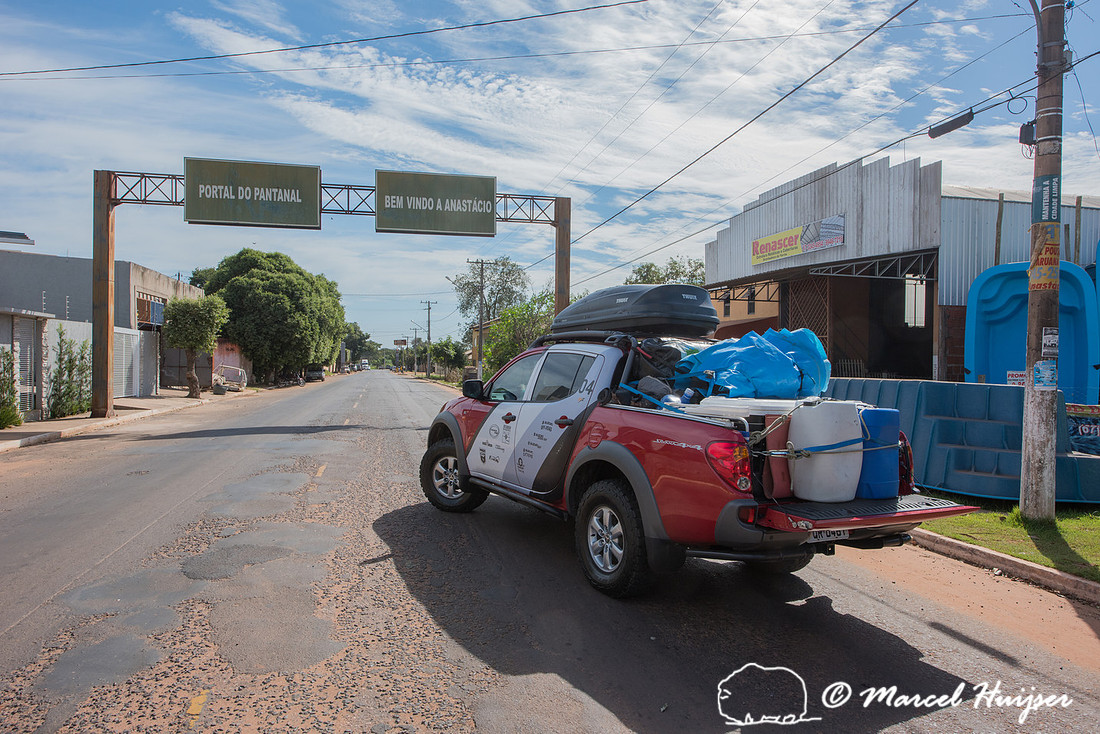 Entering the Pantanal, Mitsubishi 4x4, L200 Triton Savana, on wi