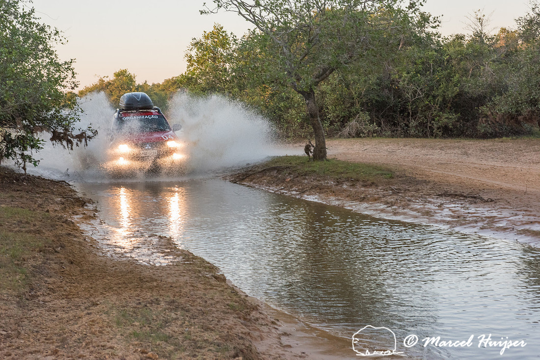 Crossing a stream, Mitsubishi 4x4, L200 Triton Savana, on wildli