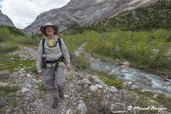 Bethanie Walder hiking, Montana, USA