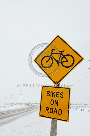 Bikes on road warning sign, WY
