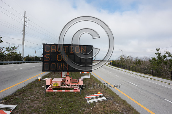 Variable message sign, Caution, slow down, Key deer crossing ahe