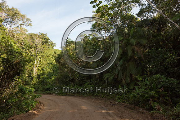 Dirt road, Legado das Águas, São Paulo, Brazil