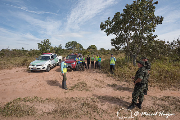 Protection from armed poachers by the policiamento ambiental do