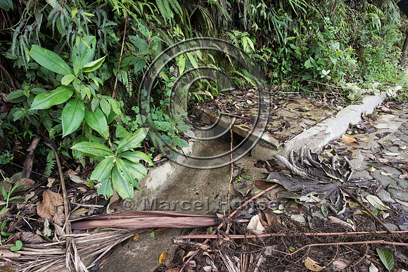 Drainage gutter for road run-off, Brazil