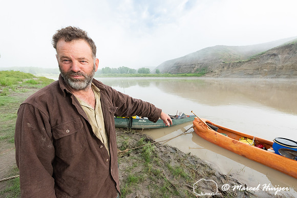 Tom Elpel and his dugout canoe travel 2341 river miles from Thre