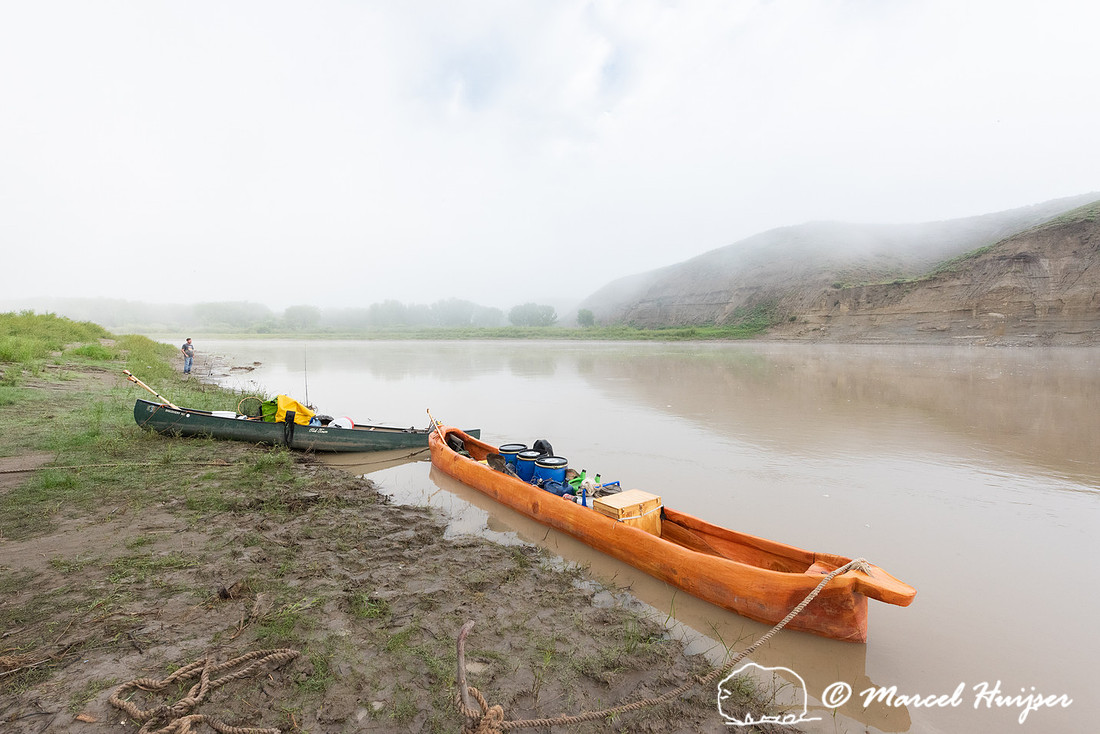 Tom Elpel and his dugout canoe travel 2341 river miles from Thre