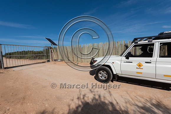 Gate, push button to open, at picknick area, Addo Elephant Natio