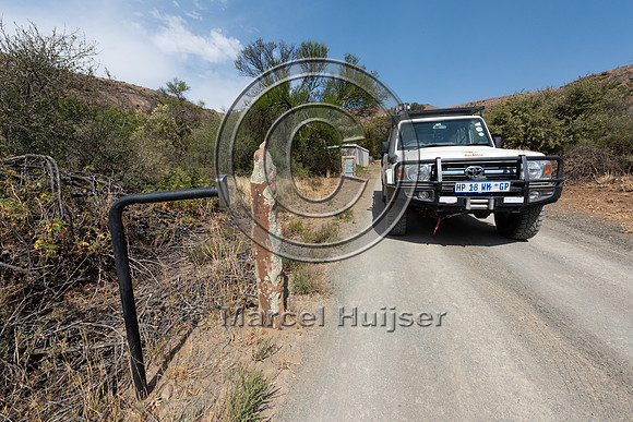 Gate, with push button, Mountain Zebra National Park, Eastern Ca