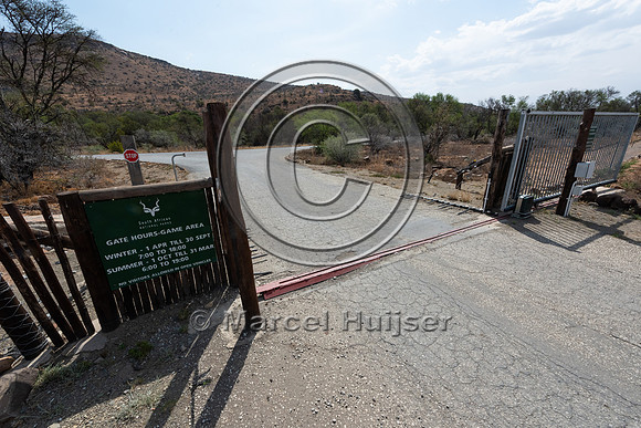 Gate, with push button, Mountain Zebra National Park, Eastern Ca