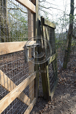 Swing gate, set at an angle so it closes through gravity, The Netherlands