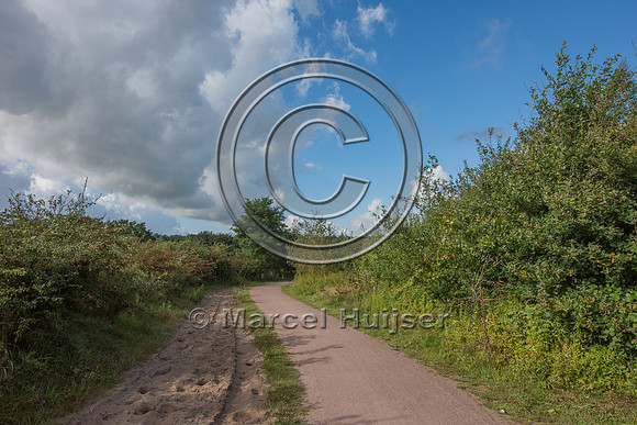 Trail for non-motorized recreation on ecoduct Natuurbrug Zanderi