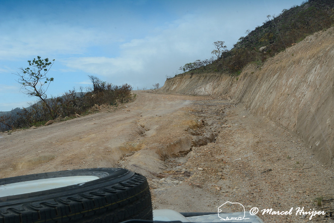 The road between São Roque de Minas and Parque Nacional da Serra da Canastra, Minas Gerais, Brazil