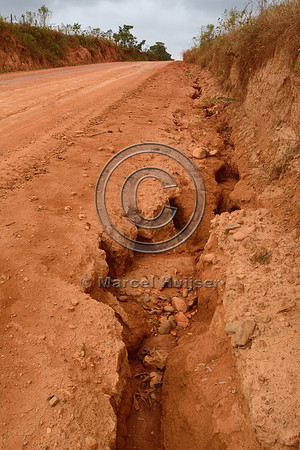 Erosion along a dirt road, near São Roque de Minas, Minas Gerais, Brazil
